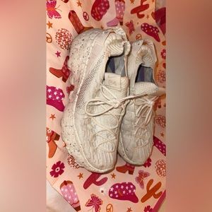 Nike Space Hippie 04 Sail